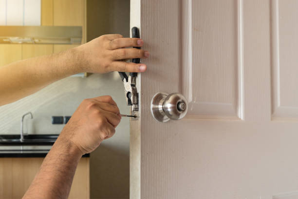 locksmith fix door by screwdriver in kitchen house and lighting fare effect
